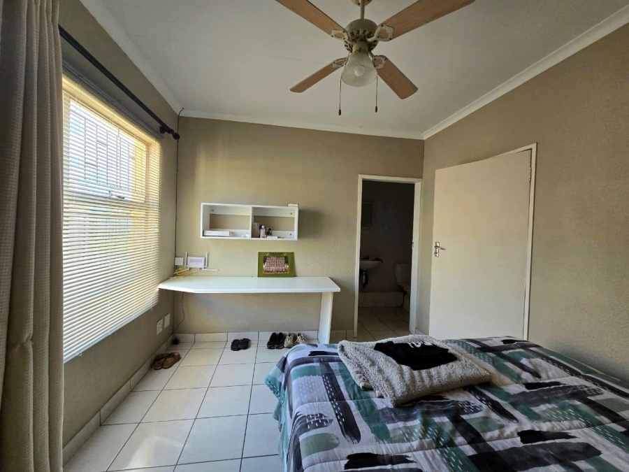 1 Bedroom Property for Sale in Die Bult North West